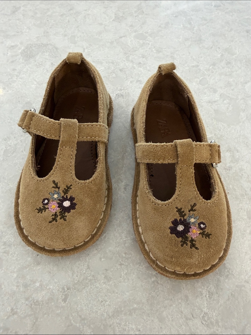 Zara Tan Suede T‑Strap Mary Janes with Floral Embroidery - Picture 7 of 7
